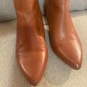 CORSO COMO SADDLE TAN BOOTIES 7.5M